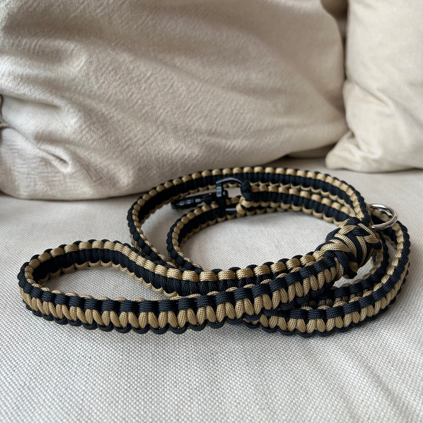 Paracord Leash